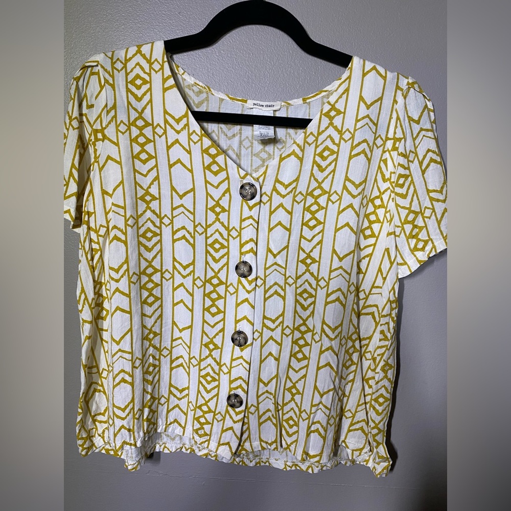 Chic Yellow Patterned Button Down Shirt - image 3